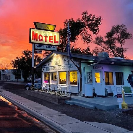 The Aztec Motel & Creative Space เซลิกแมน ภายนอก รูปภาพ