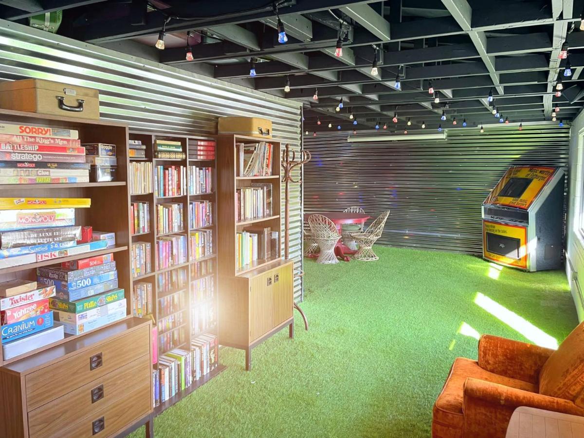 The Aztec Motel & Creative Space เซลิกแมน ภายนอก รูปภาพ