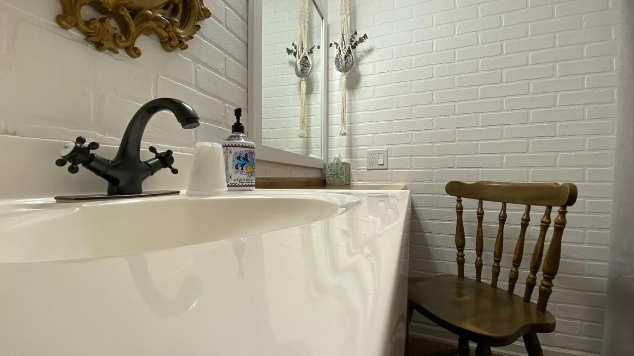 The Aztec Motel & Creative Space เซลิกแมน ภายนอก รูปภาพ