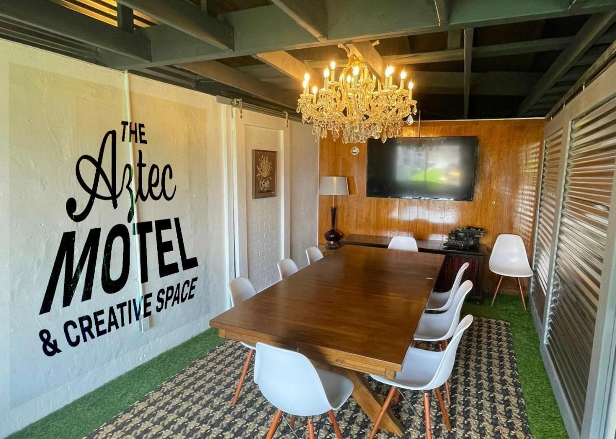 The Aztec Motel & Creative Space เซลิกแมน ภายนอก รูปภาพ